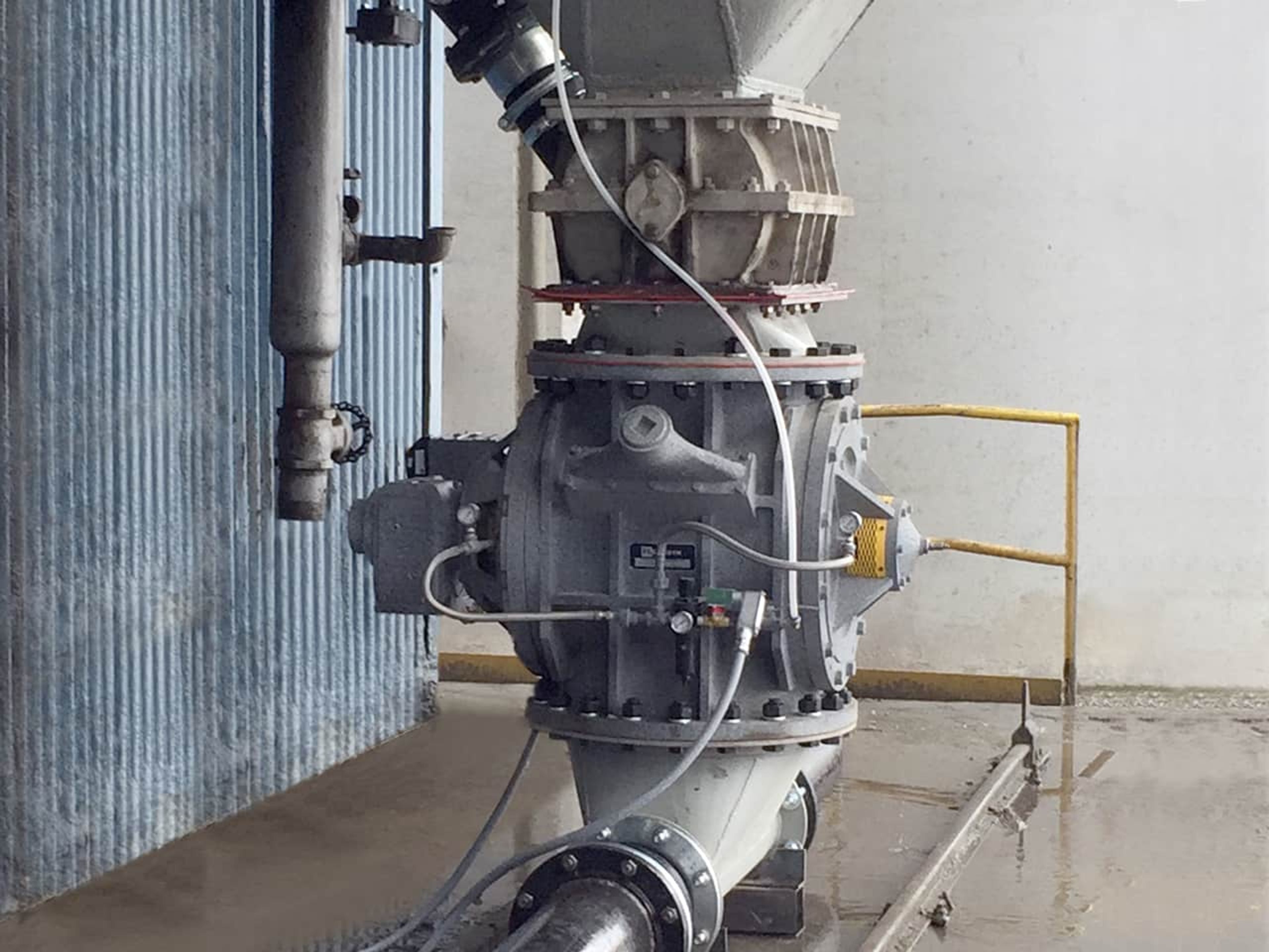 V-feeder installed