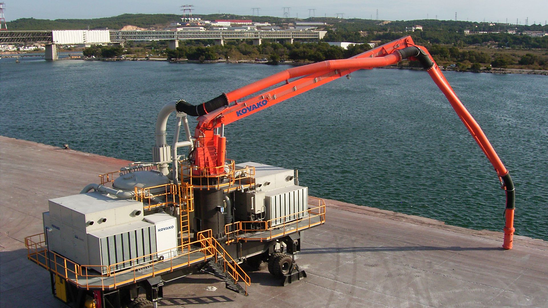 KOVAKO® Ship and barge unloaders